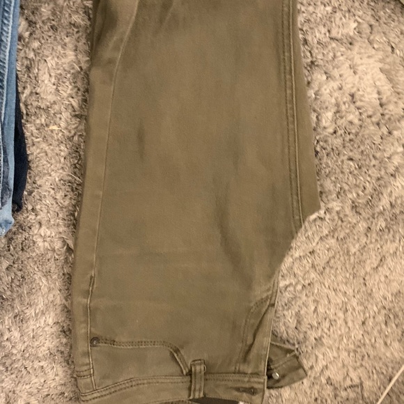 Hollister jeans - Picture 6 of 6